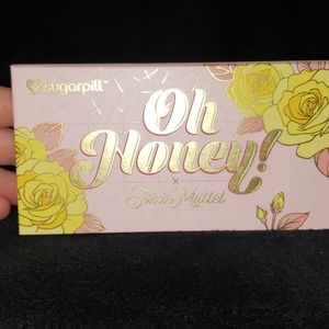 SugarPill x Trixie Mettel eyeshadow/face palette